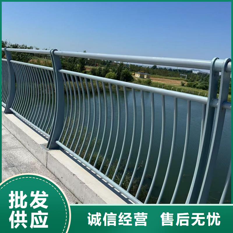 不锈钢桥梁防撞护栏专业生产厂家