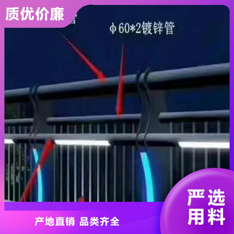 护栏清洗车队伍