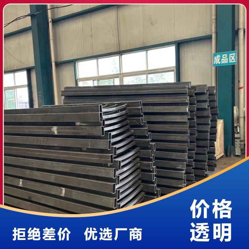 钢背木护栏经久好用
