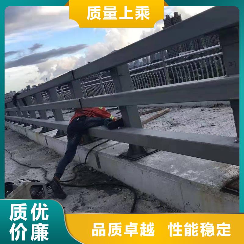 不锈钢复合管道路护栏、不锈钢复合管道路护栏厂家_规格齐全