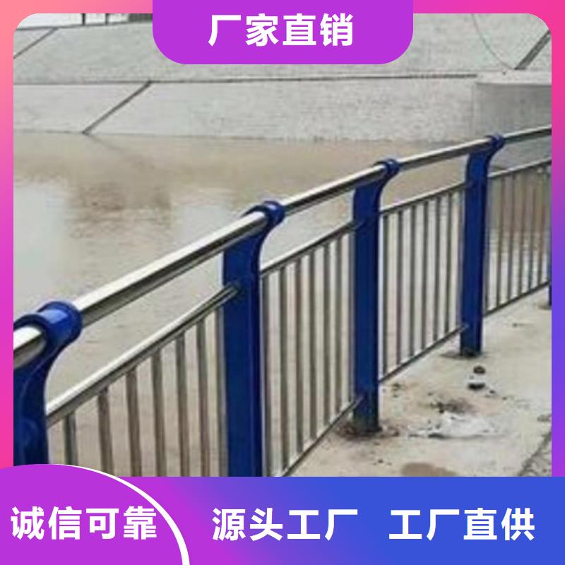 河道栏杆造型多样