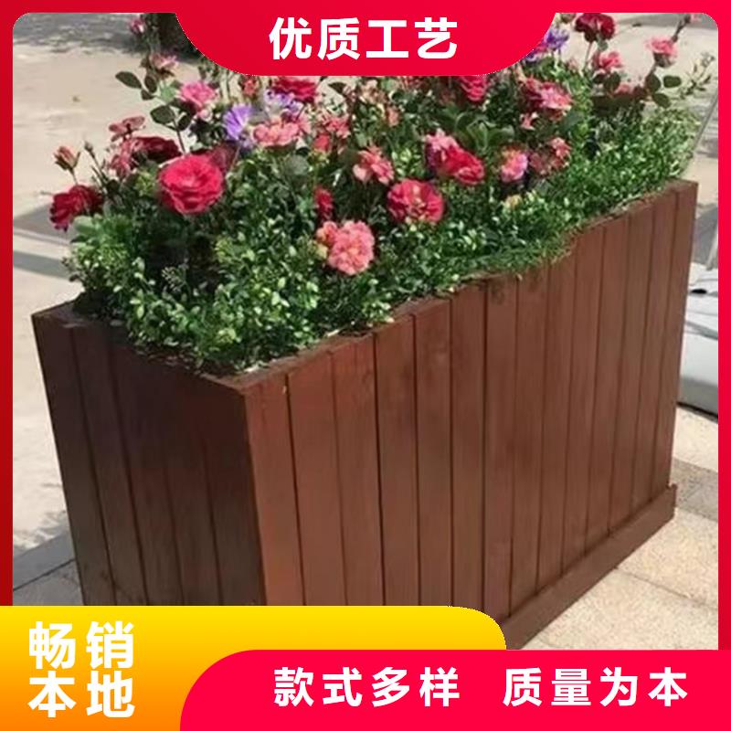 山东省青岛市防腐木木栈道经久耐用