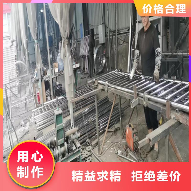 公路两侧防撞护栏加工厂地址