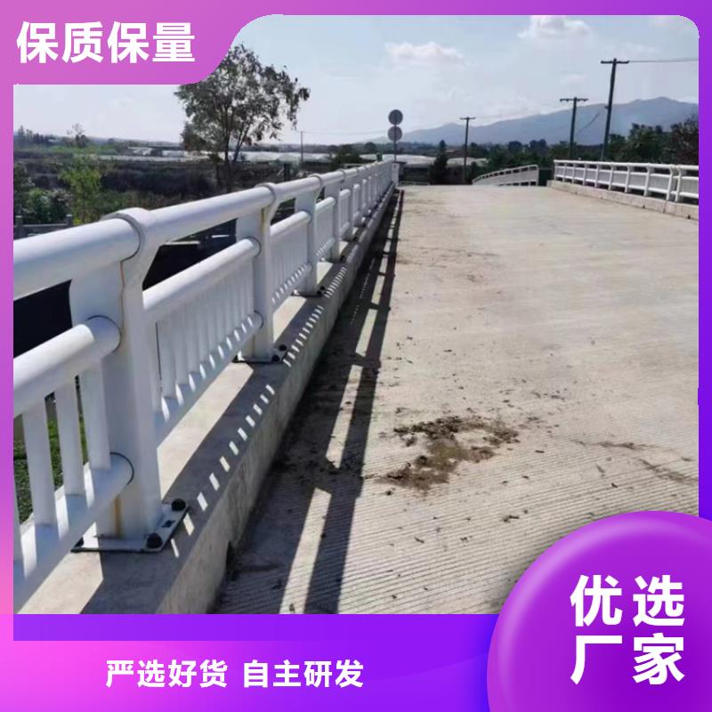 道路防撞护栏规格齐全认真做事