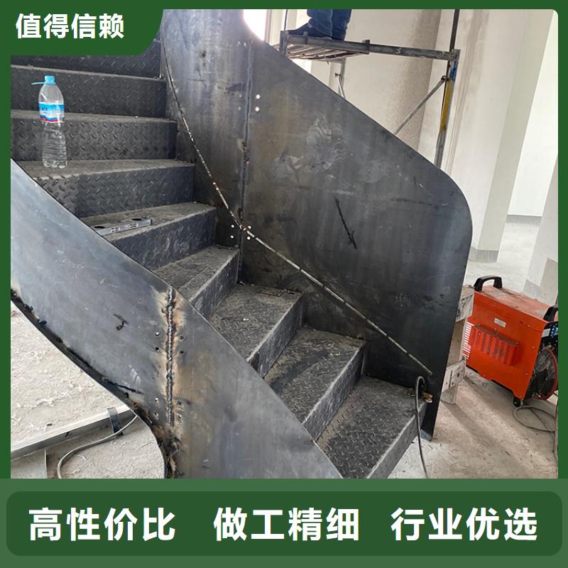 沧州市盐山工程楼梯旋转楼梯尺寸选择
