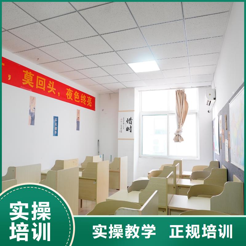 高中暑假班艺术专业日常训练就业前景好